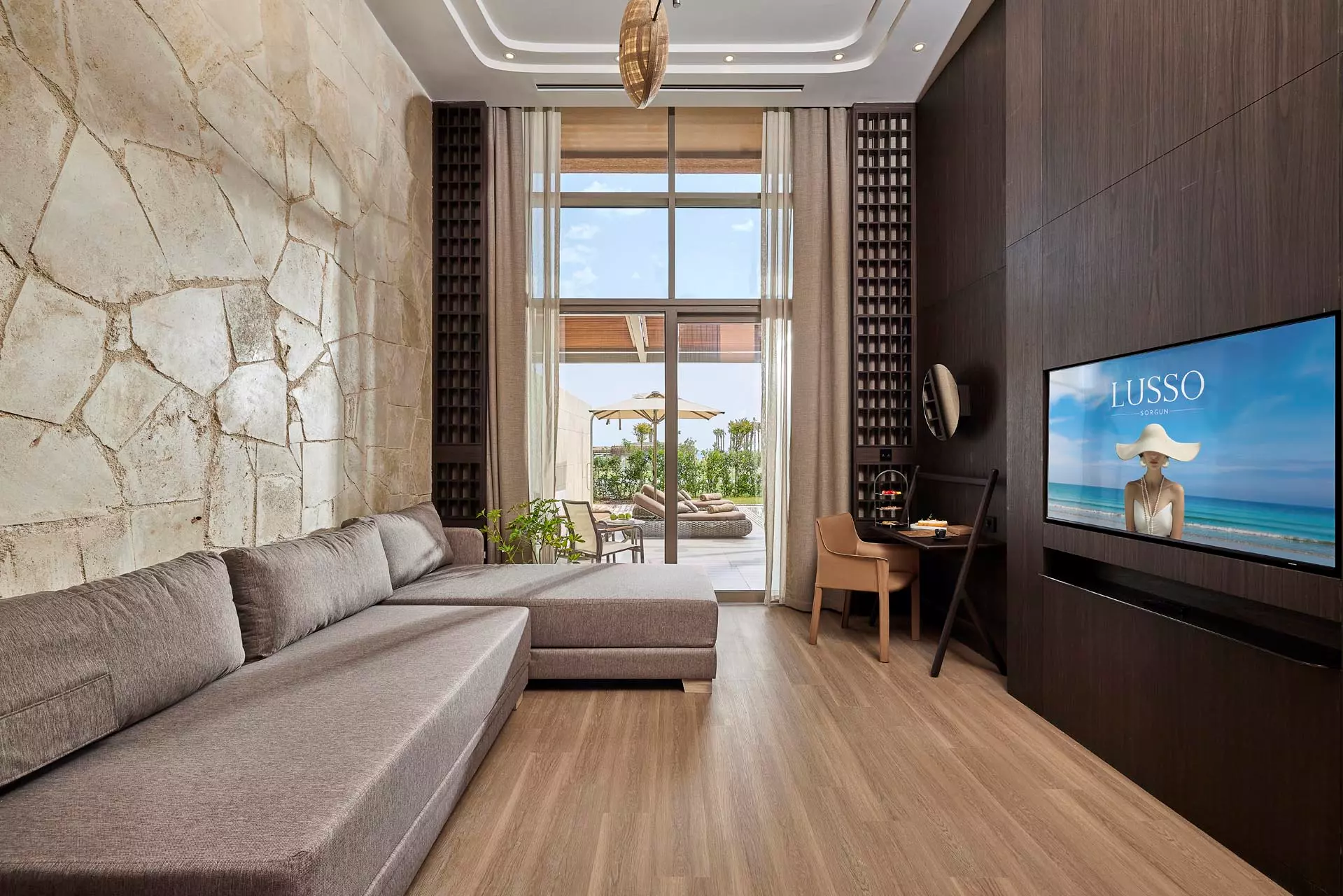 Lusso Hotel gallery image 10